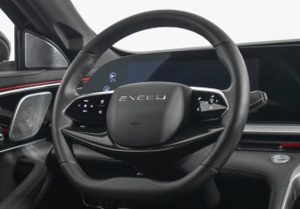 Подержанный автомобиль Exeed TXL 2024 года (15 фото)