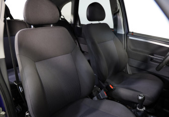 Подержанный автомобиль Opel Meriva 2008 года (17 фото)