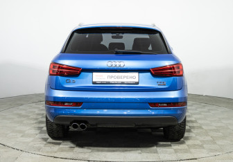 Подержанный автомобиль Audi Q3 2015 года (6 фото)