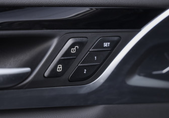 Подержанный автомобиль BMW X3 2021 года (30 фото)