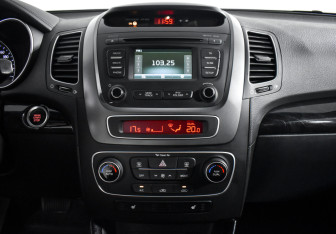 Подержанный автомобиль Kia Sorento 2019 года (16 фото)