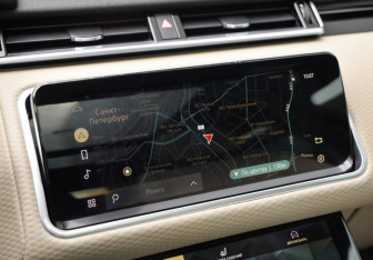 Подержанный автомобиль Land Rover Range Rover Velar 2021 года (18 фото)