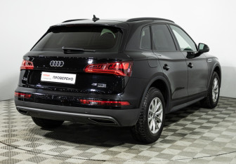 Подержанный автомобиль Audi Q5 2020 года (5 фото)