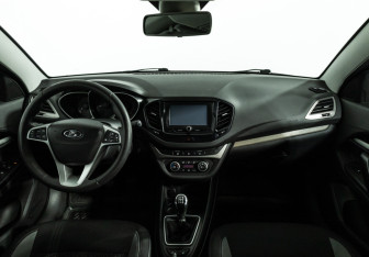 Подержанный автомобиль LADA (ВАЗ) Vesta Sedan 2018 года (13 фото)
