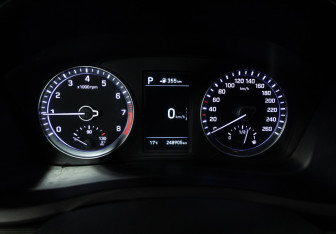 Подержанный автомобиль Hyundai Sonata 2019 года (12 фото)