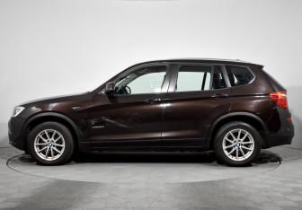 Подержанный автомобиль BMW X3 2014 года (8 фото)