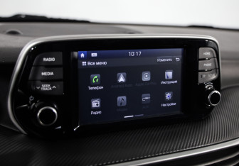 Подержанный автомобиль Hyundai Tucson 2019 года (14 фото)