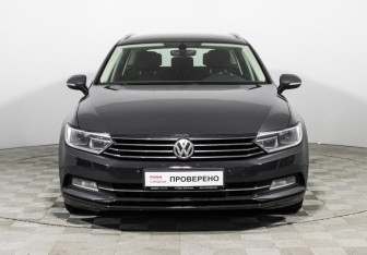 Подержанный автомобиль Volkswagen Passat Wagon 2019 года (2 фото)