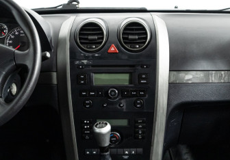 Подержанный автомобиль Great Wall Hover H3 2012 года (14 фото)