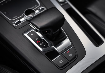 Подержанный автомобиль Audi Q5 2017 года (21 фото)