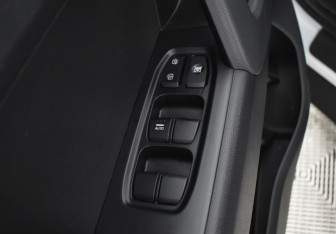 Подержанный автомобиль Hyundai Creta 2017 года (17 фото)