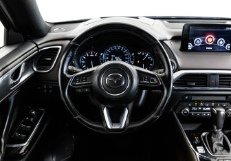Подержанный автомобиль Mazda CX-9 2019 года (11 фото)