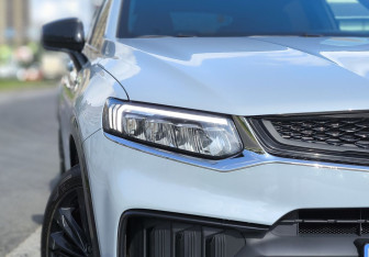 Подержанный автомобиль Geely Tugella 2023 года (8 фото)