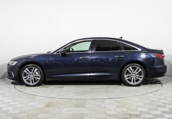 Подержанный автомобиль Audi A6 Sedan 2018 года (8 фото)