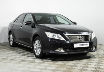 Подержанный автомобиль Toyota Camry Sedan 2012 года (3 фото)