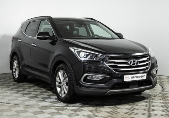Подержанный автомобиль Hyundai Santa Fe 2017 года (3 фото)