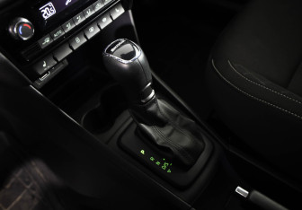 Подержанный автомобиль Skoda Rapid Liftback 2018 года (12 фото)