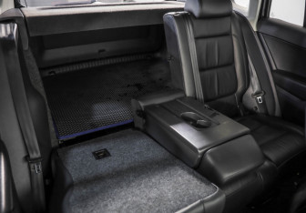 Подержанный автомобиль Volkswagen Tiguan 2010 года (25 фото)