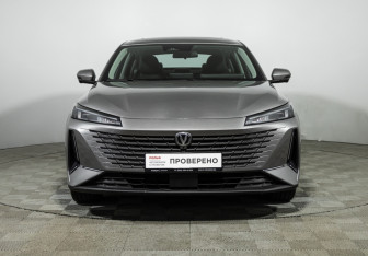 Подержанный автомобиль Changan Lamore 2023 года (2 фото)