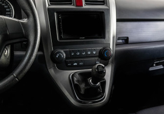 Подержанный автомобиль Honda CR-V 2008 года (12 фото)