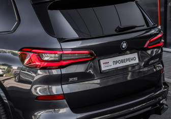 Подержанный автомобиль BMW X5 2019 года (11 фото)
