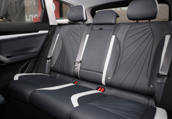 Новый Geely Atlas 2026 (31 фото)