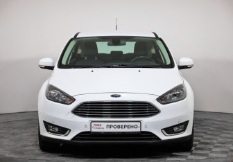 Подержанный автомобиль Ford Focus Hatchback 2019 года (2 фото)