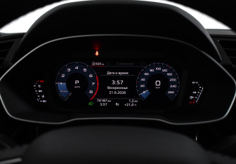 Подержанный автомобиль Audi Q3 2020 года (20 фото)