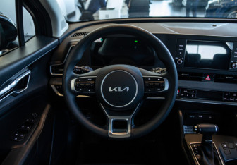 Новый Kia Sportage 2025 (8 фото)