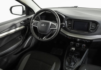 Подержанный автомобиль LADA (ВАЗ) Vesta Sedan 2023 года (9 фото)