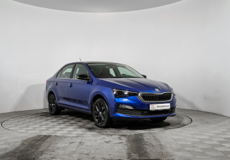 Подержанный автомобиль Skoda Rapid Liftback 2021 года (3 фото)