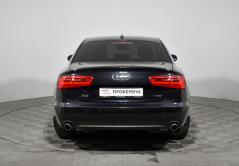 Подержанный автомобиль Audi A6 Sedan 2013 года (6 фото)