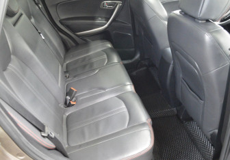 Подержанный автомобиль FAW Besturn X80 2019 года (13 фото)