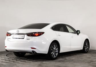 Подержанный автомобиль Mazda 6 Sedan 2019 года (7 фото)
