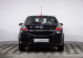 Подержанный автомобиль Opel Astra Hatchback 2008 года (6 фото)