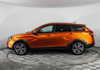 Подержанный автомобиль LADA (ВАЗ) Vesta Wagon 2021 года (8 фото)