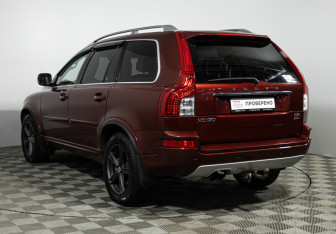 Подержанный автомобиль Volvo XC90 2012 года (7 фото)