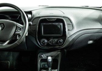 Подержанный автомобиль Renault Kaptur 2019 года (14 фото)