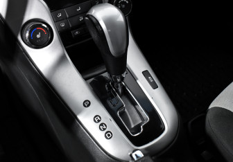 Подержанный автомобиль Chevrolet Cruze Sedan 2012 года (11 фото)