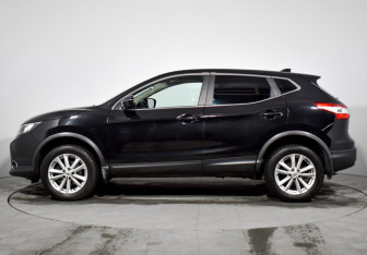 Подержанный автомобиль Nissan Qashqai 2018 года (8 фото)