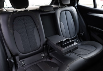 Подержанный автомобиль BMW X2 2020 года (25 фото)