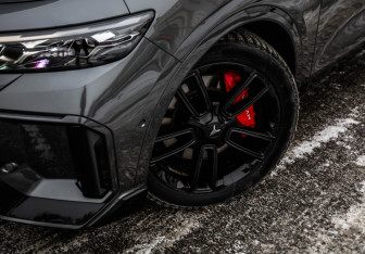 Подержанный автомобиль Voyah Free 2024 года (3 фото)