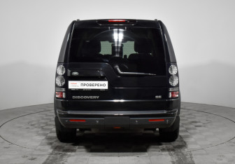 Подержанный автомобиль Land Rover Discovery 2015 года (6 фото)