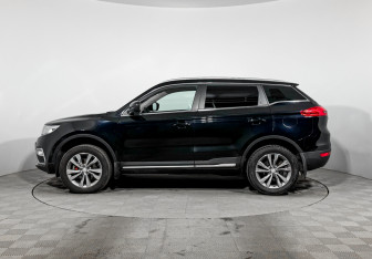 Подержанный автомобиль Geely Atlas 2021 года (8 фото)