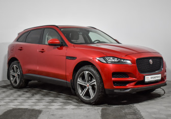Подержанный автомобиль Jaguar F-Pace 2016 года (3 фото)