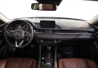 Подержанный автомобиль Mazda 6 Sedan 2021 года (9 фото)