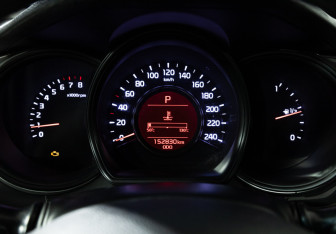 Подержанный автомобиль Kia Ceed Wagon 2018 года (12 фото)