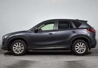 Подержанный автомобиль Mazda CX-5 2016 года (8 фото)