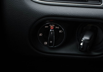 Подержанный автомобиль Porsche Macan 2016 года (26 фото)