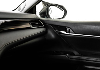 Подержанный автомобиль Toyota Camry Sedan 2020 года (22 фото)